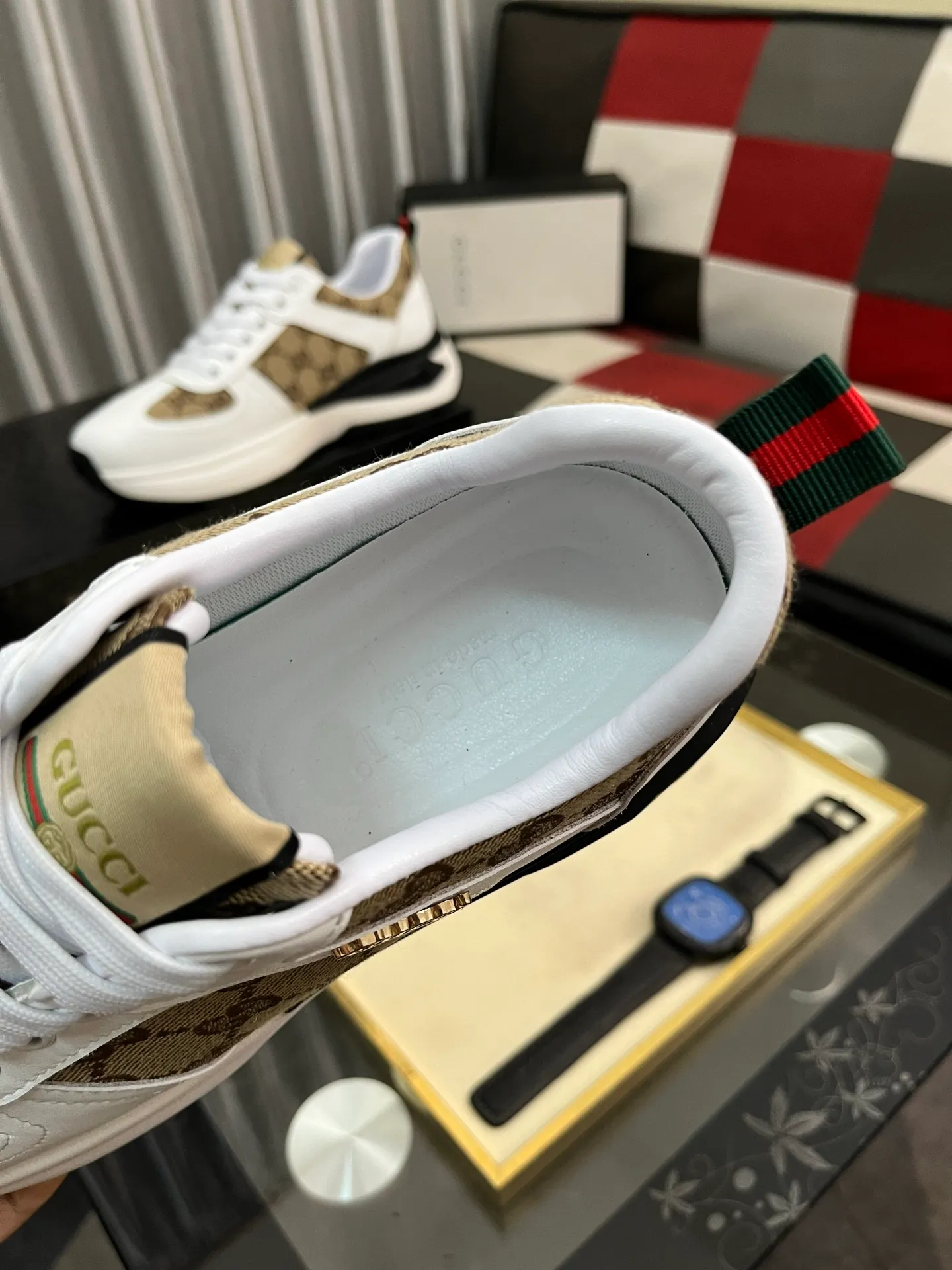 Men's Men's Shoes💰458⌚️⌚️[GUCCI] Gucci men's casual shoes are absolutely popular🔥The ultimate matching item for trendy men! The charm of super texture is irresistible, the main recommendation, the flower leather color is bright! The upper is made of high-quality brand printed fabric with cowhide, breathable leather lining and wear-resistant rubber sole, noble and elegant! Extremely comfortable🎁🎁You can be as handsome as you want💪 38-444️⃣colors available